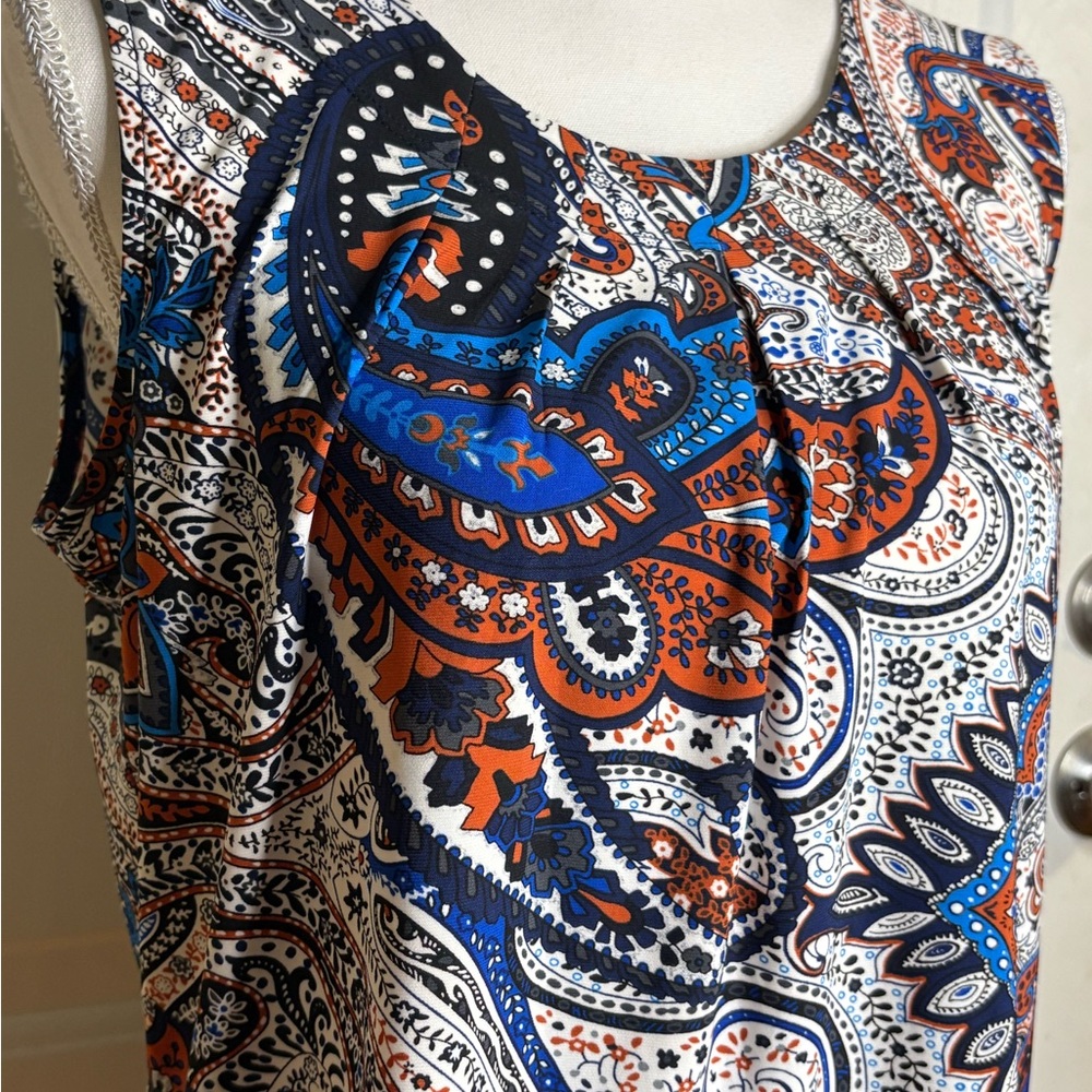 Kasper Paisley Sleeveless Blouse Size Medium. Stretch, colorful, office, summer - Picture 2 of 12